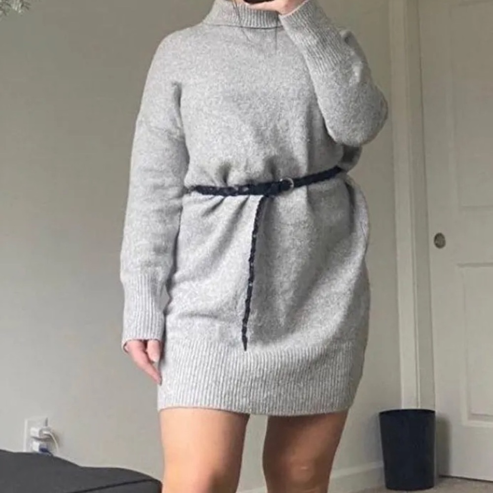 H&M Light Gray Knit Dress